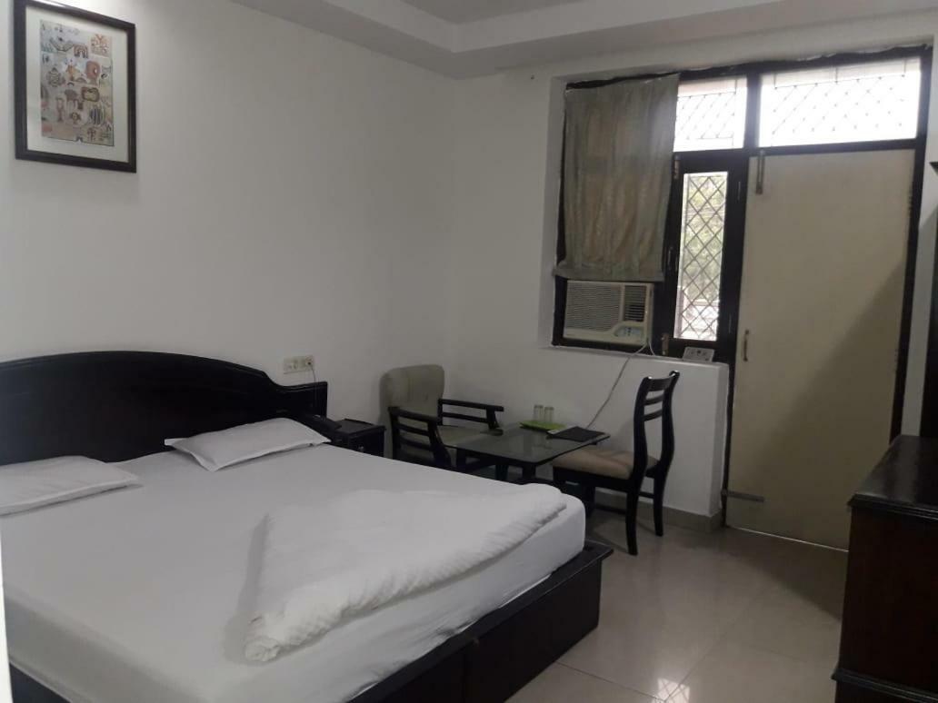 Haldwāni Hotel Vindhwashni المظهر الخارجي الصورة
